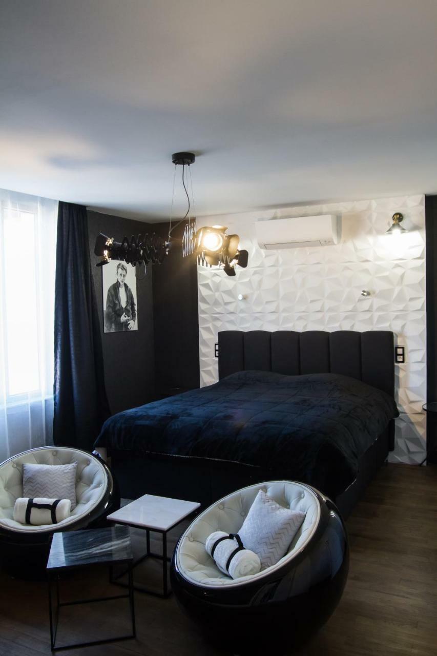 Bed and Breakfast Les Etoiles Тоннер Экстерьер фото